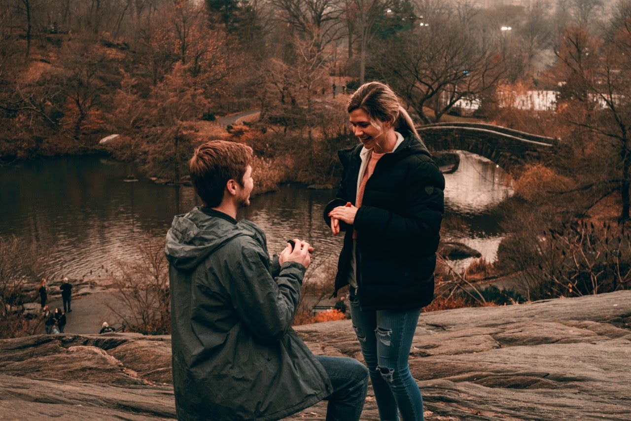 The Season of Change: Fall in Love with these Autumn Proposal Ideas