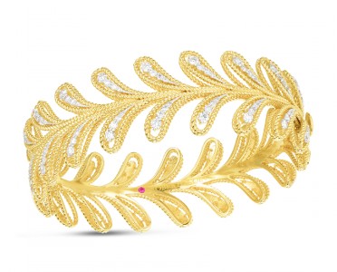 Vine-like motif for a bangle bracelet with diamond details