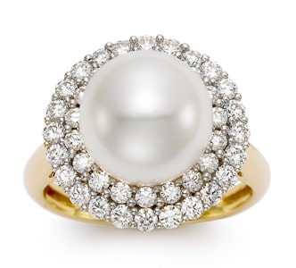 a pearl halo ring from Mastoloni crafted with 18k yellow gold.