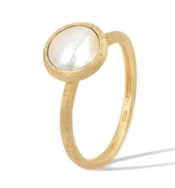 MARCO BICEGO Jaipur Color 18K Yellow Gold Mother of Pearl Stackable Ring