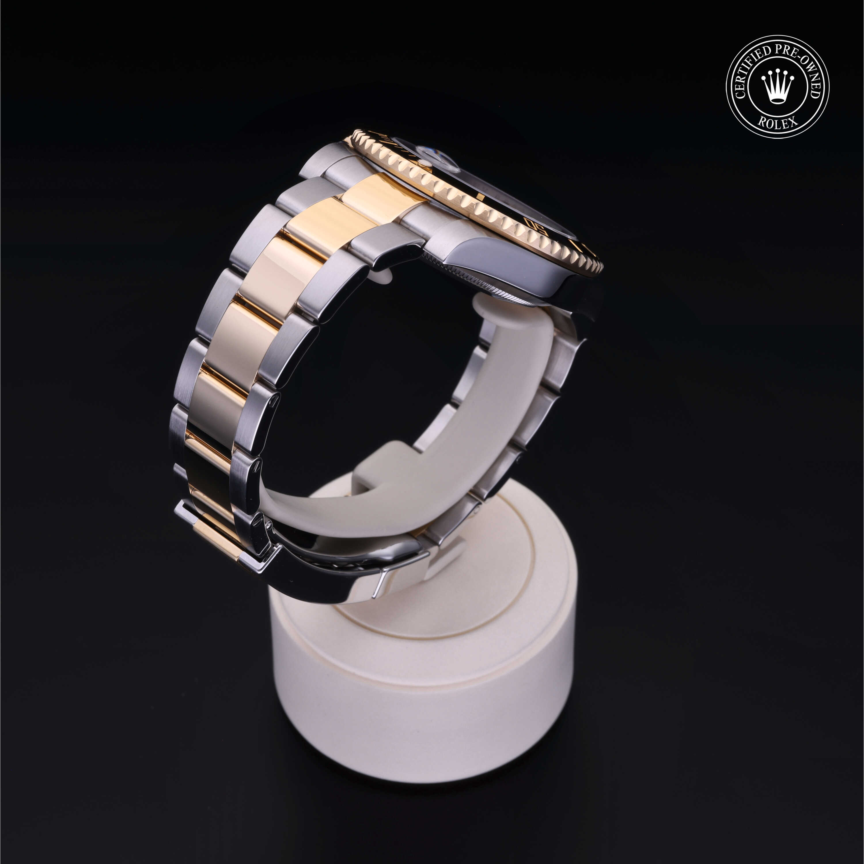 Rolex Submariner in Rolesor 18 Carat Yellow M116613LN-0001 at Wilson & Son Jewelers