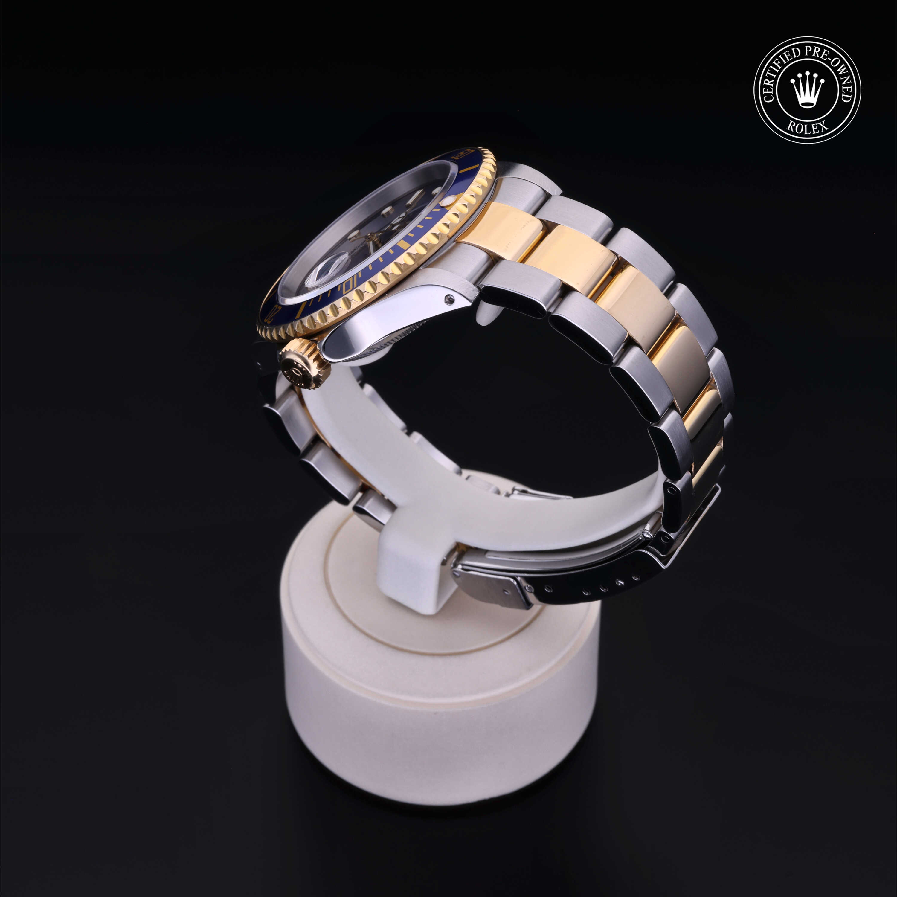 Rolex Submariner in Rolesor 18 Carat Yellow M16613-0015 at Wilson & Son Jewelers