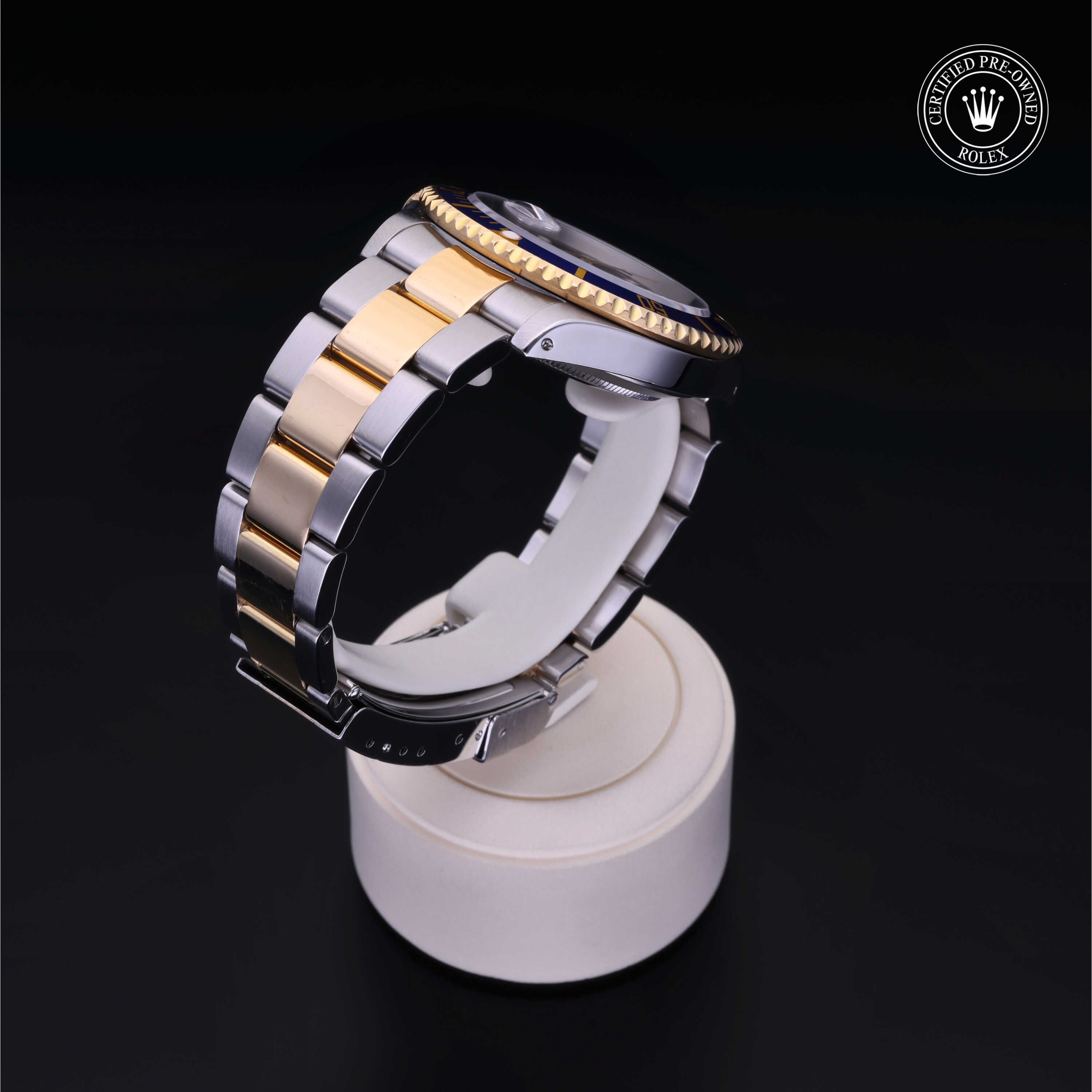 Rolex Submariner in Rolesor 18 Carat Yellow M16613-0015 at Wilson & Son Jewelers